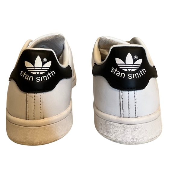 Adidas Stan Smith Sneakers. Fit like size 8 or 8.5 - Picture 3 of 7